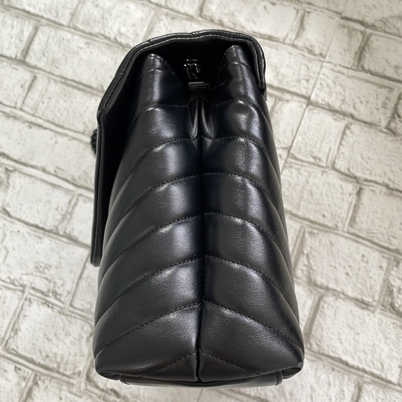 YSL LOULOU MEDIUM CHAIN BAG - Picture 5 of 17